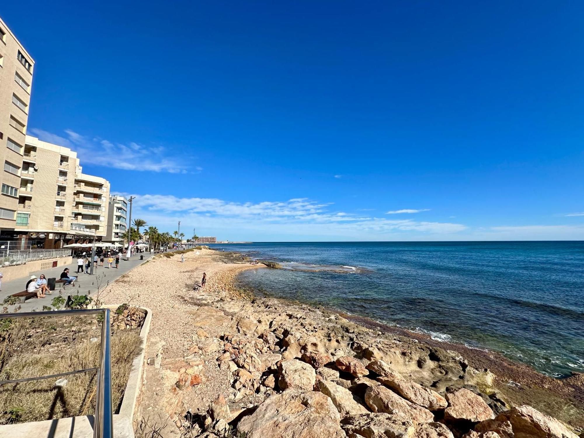 Modern On Playa Del Cura *